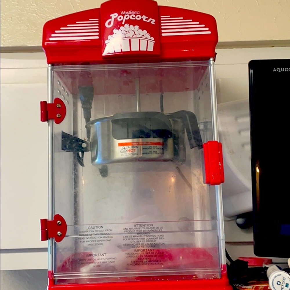 Vintage popcorn machine